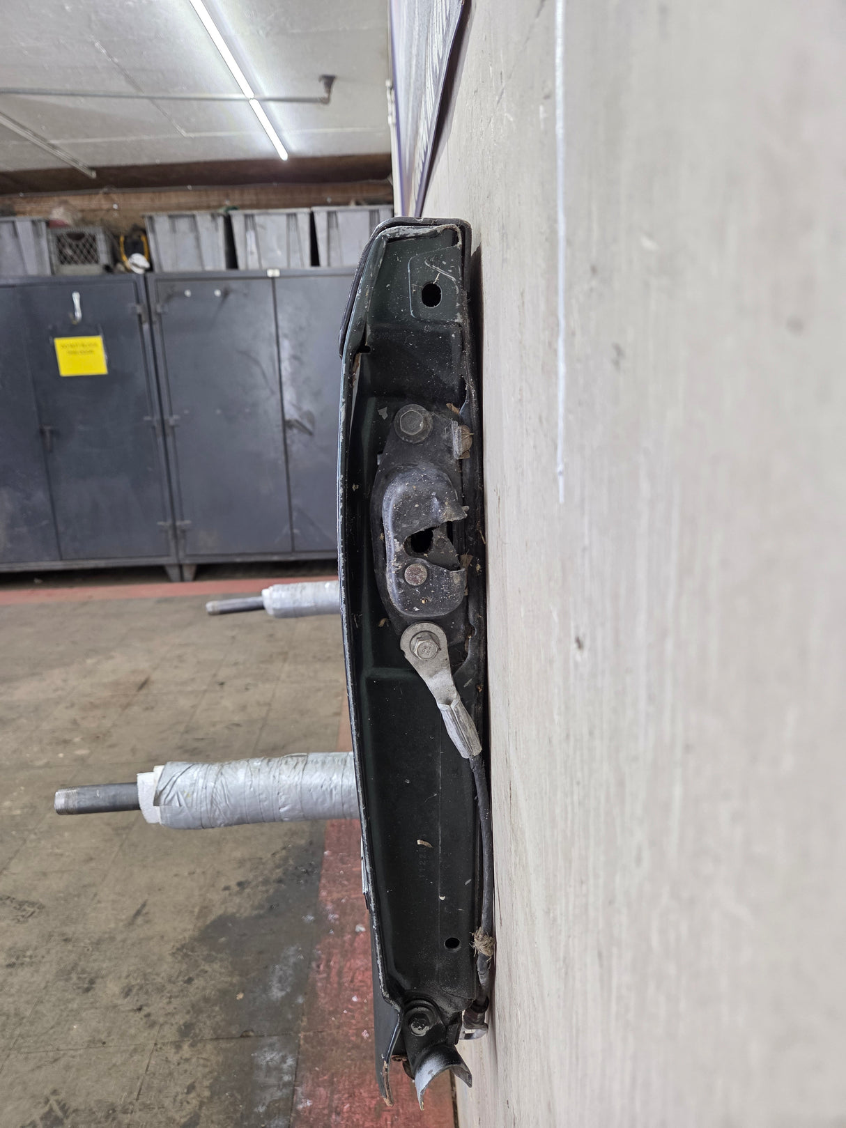 1999-2007 Chevrolet Silverado / GMC Sierra 1500 2500 3500 Tailgate