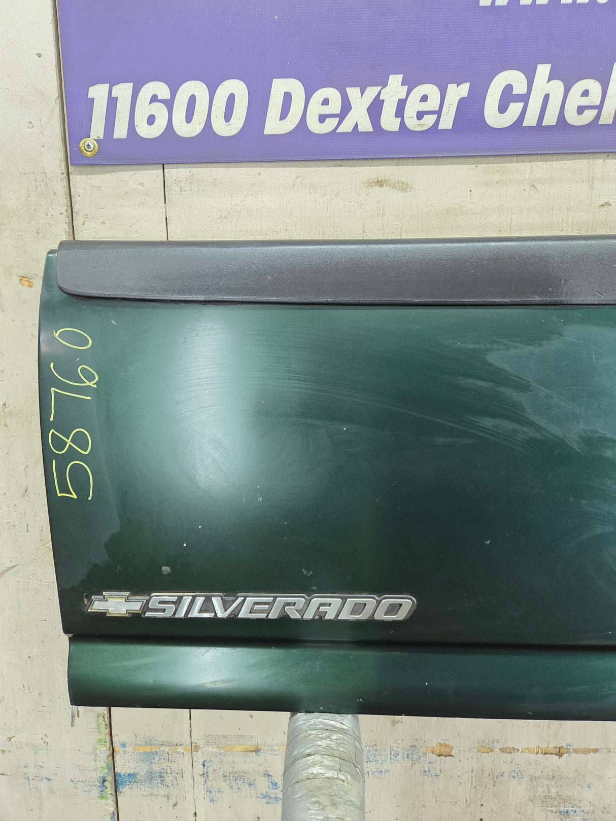 1999-2007 Chevrolet Silverado / GMC Sierra 1500 2500 3500 Tailgate