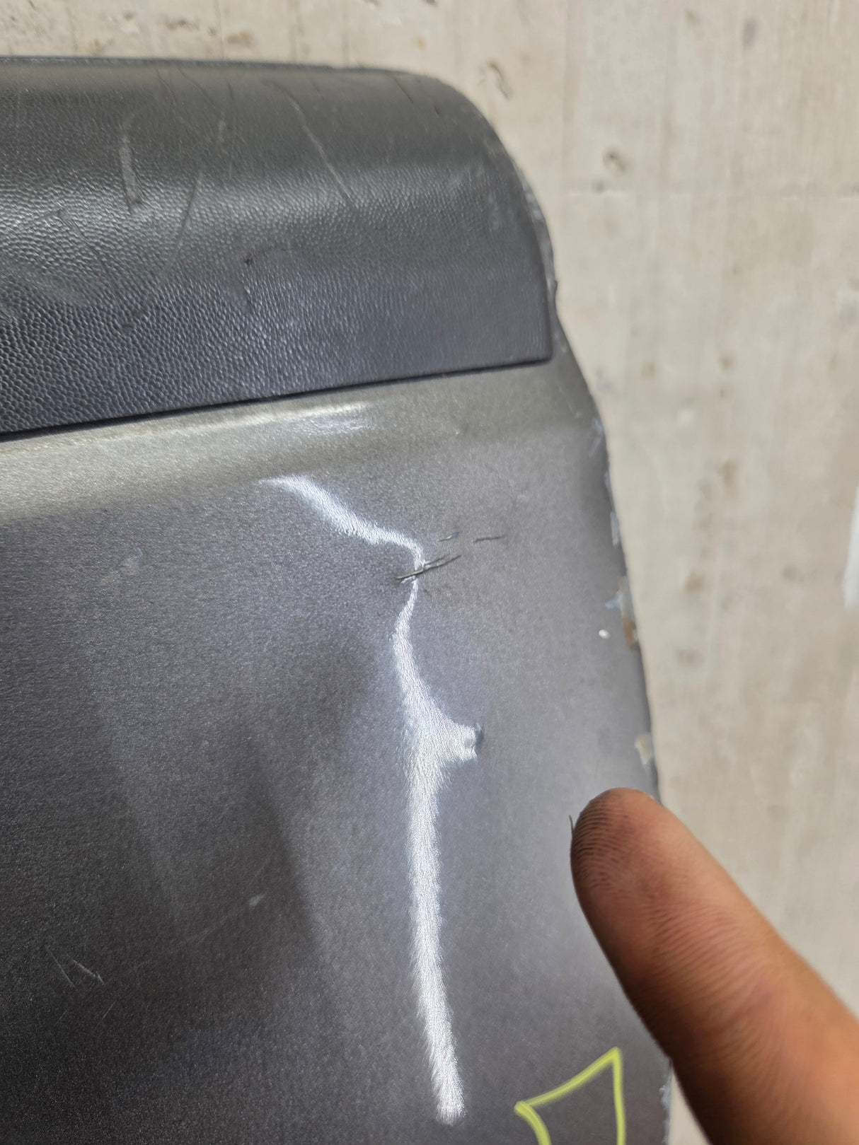1997-2003 F150 / 1999-2007 Ford F250 F350 F450 F550 Super Duty Tailgate