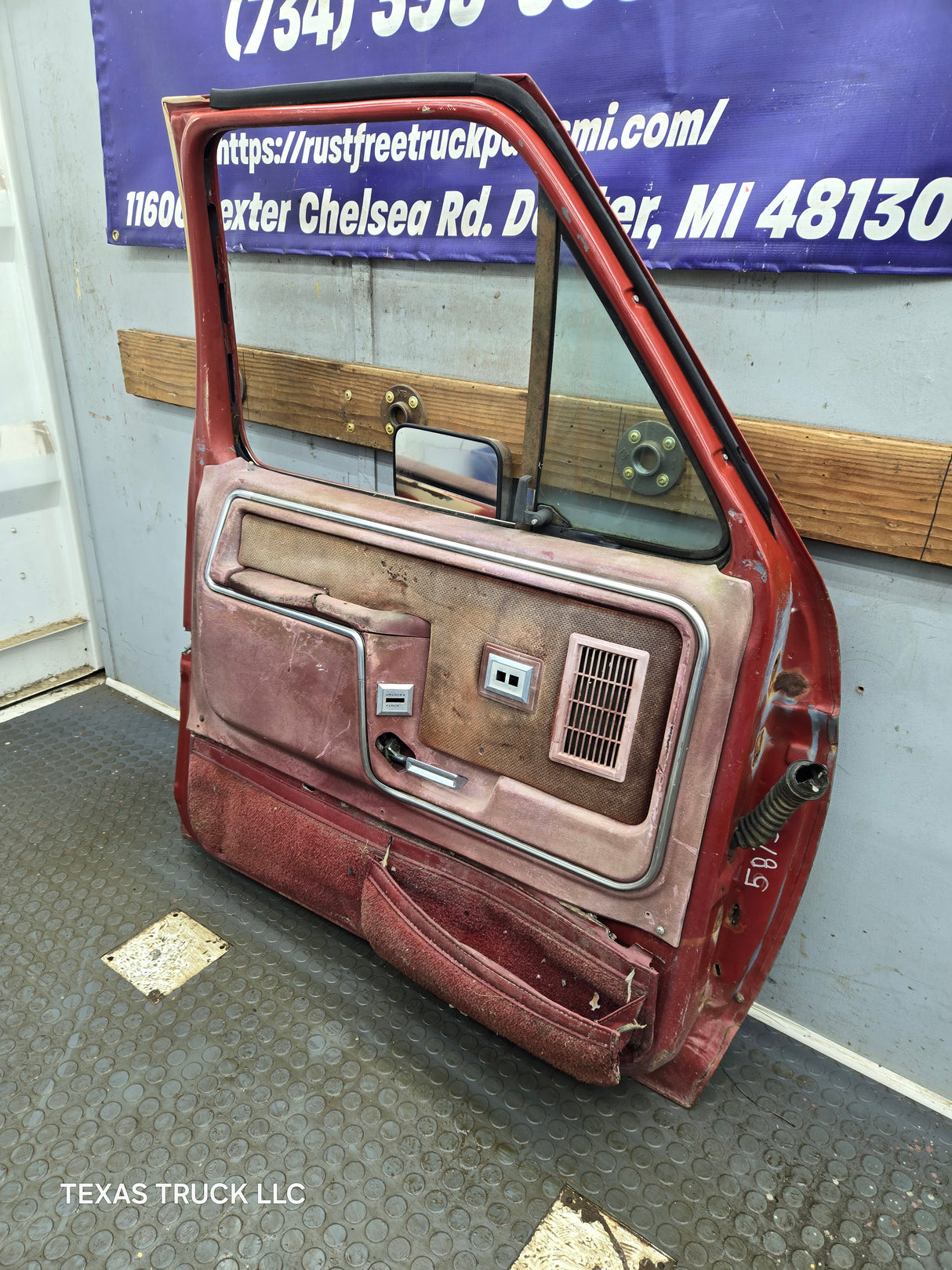 1980-1986 Ford F Series F250 F350 F450 F550 Driver Side Front Door LH