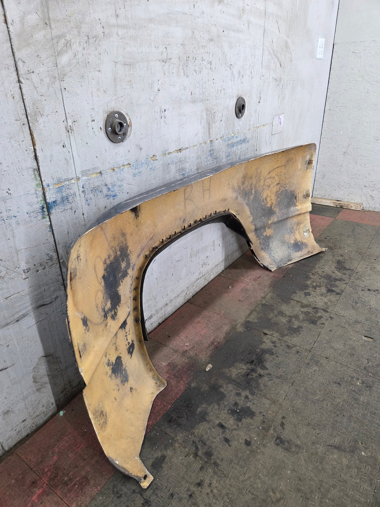 1988-2000 Chevrolet Silverado / GMC Sierra 3500 OBS Passenger Side Dually Bed Flare Fender RH