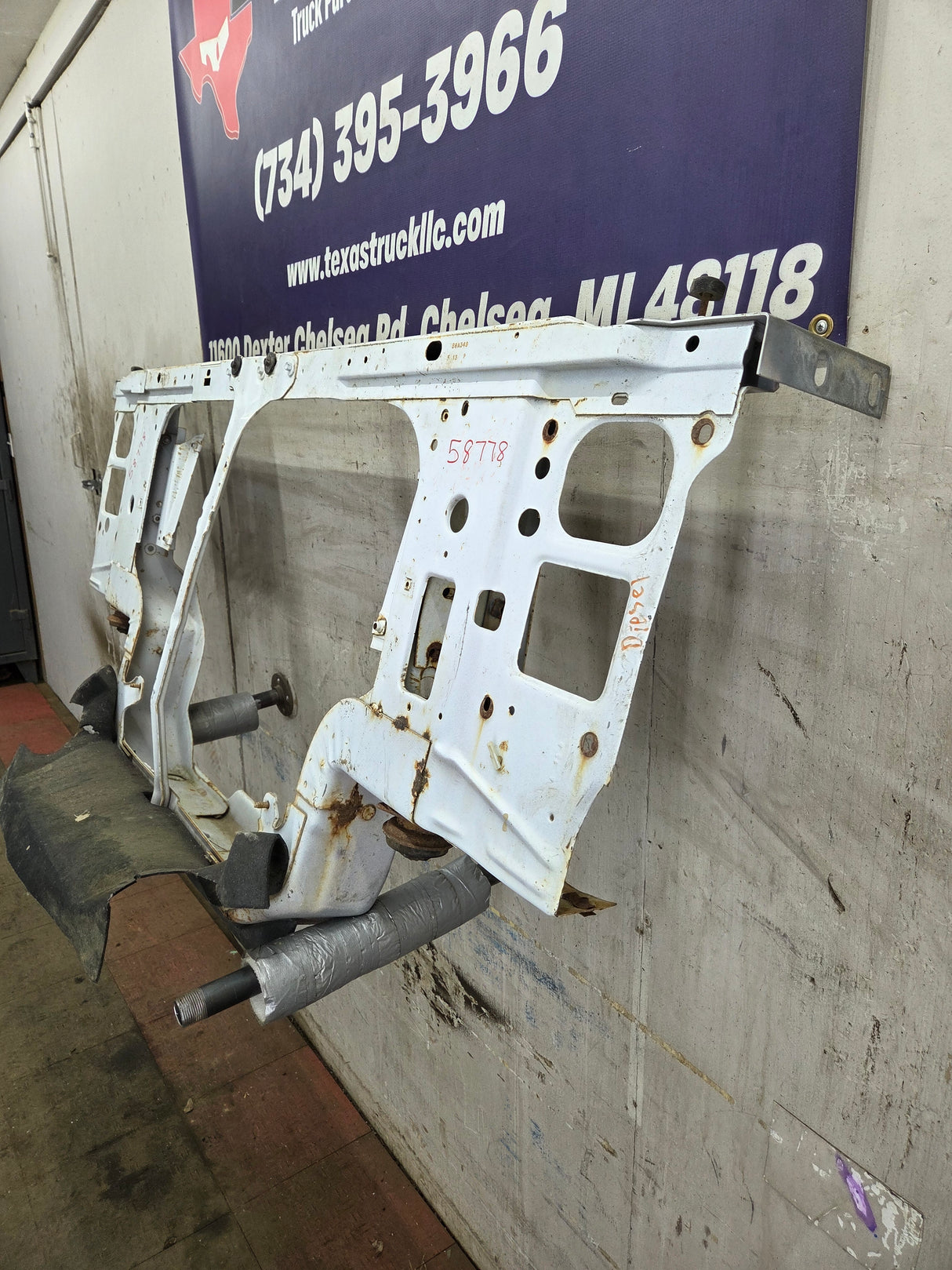 1992-1997 Ford F Series F250 F350 F450 F550 Power Stroke Diesel Front Core Support