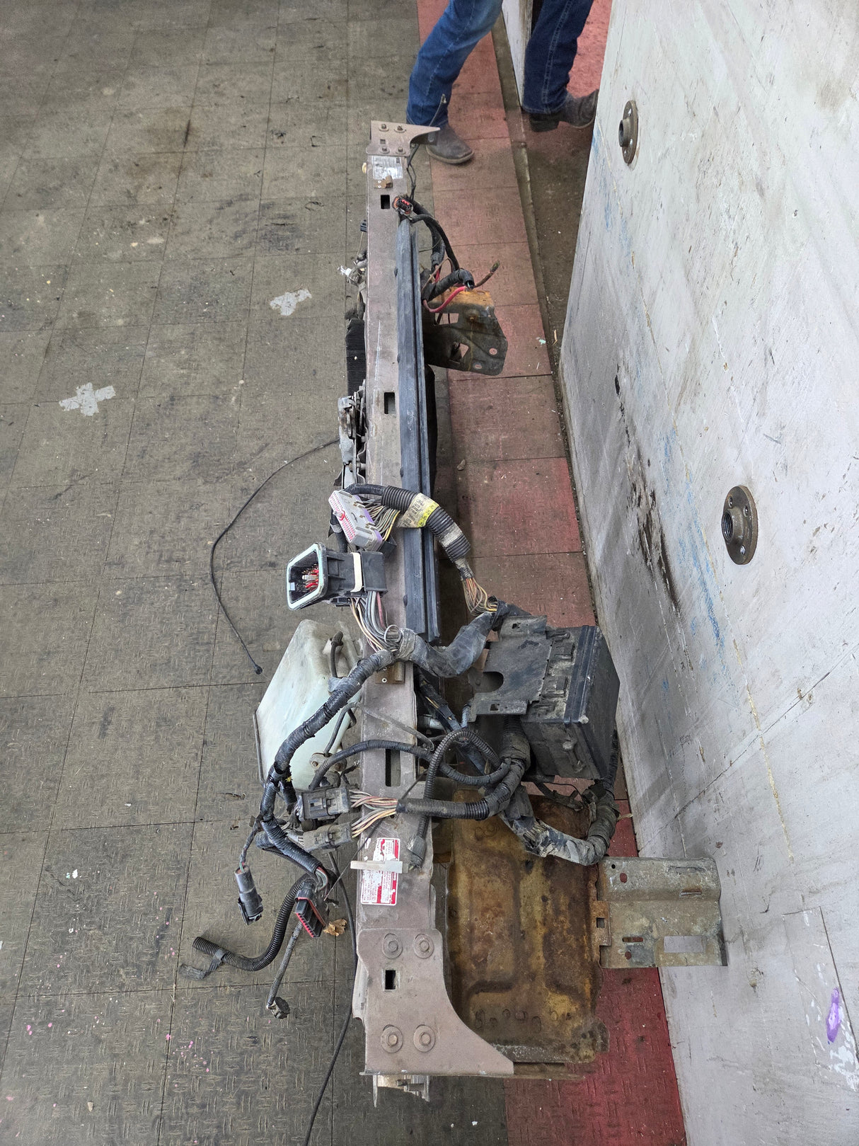 1992-1997 Ford F Series F250 F350 F450 F550 Power Stroke Diesel Front Core Support