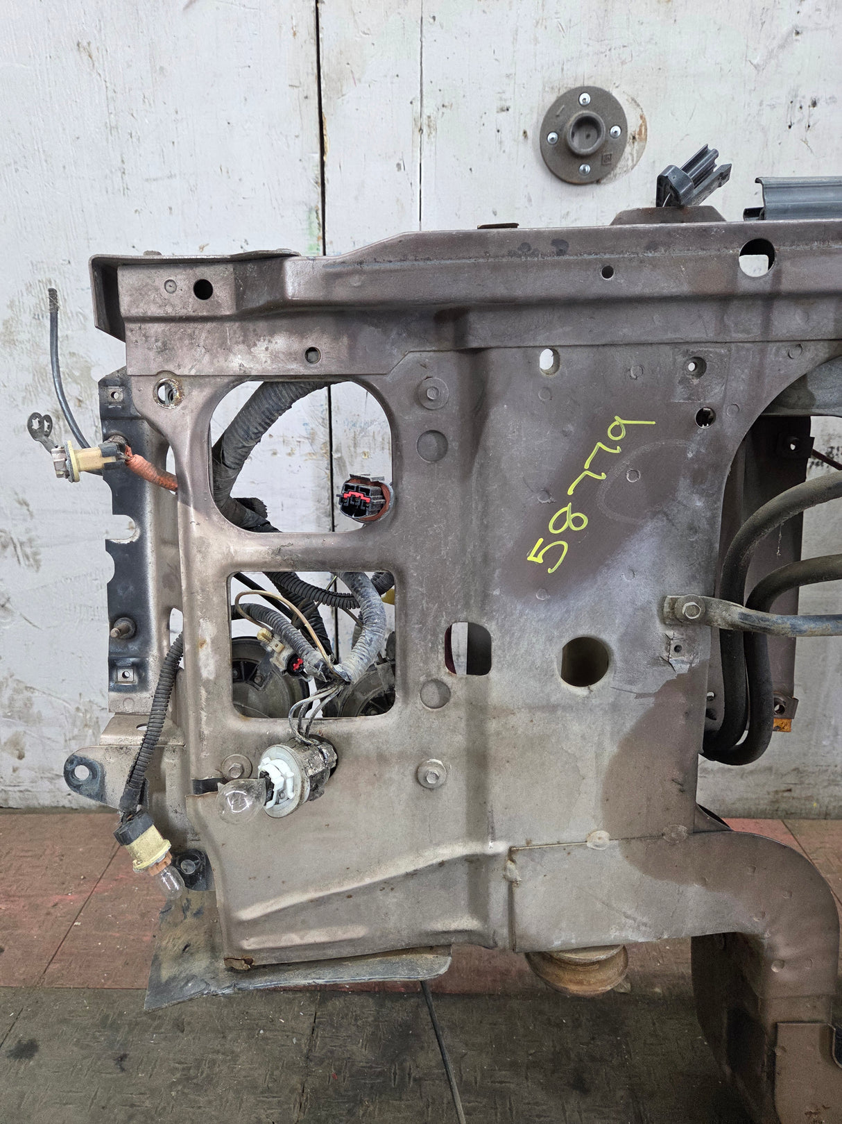 1992-1997 Ford F Series F250 F350 F450 F550 Power Stroke Diesel Front Core Support