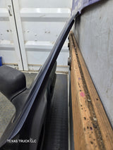 2003-2005 Ford Ranger Passenger Side Front Right Hand Door