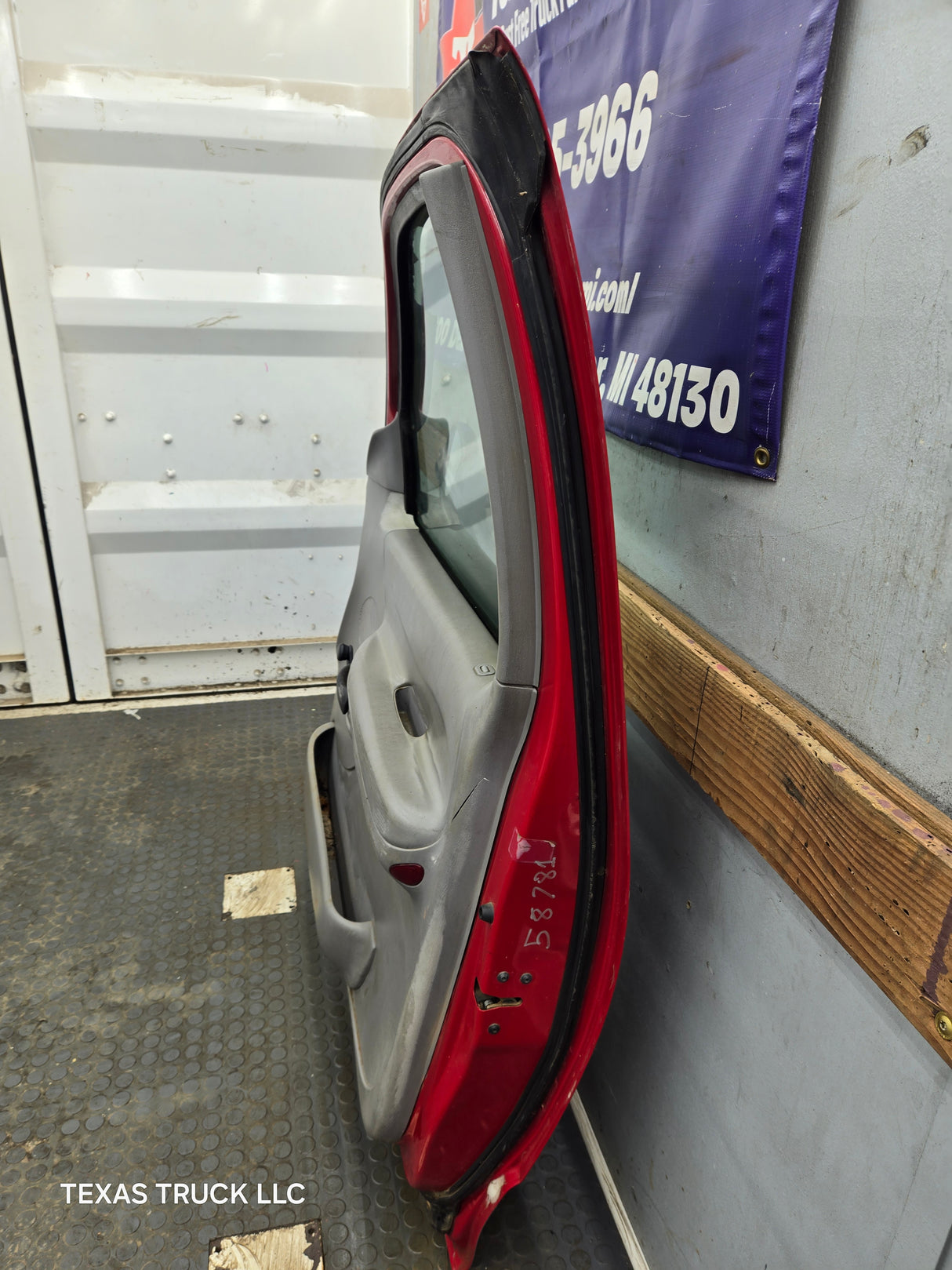 1997-2003 Ford F150 Passenger Side RH Front Door