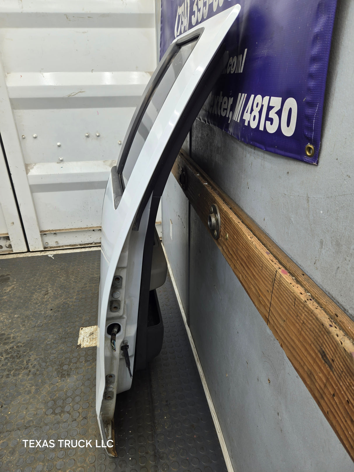 2009-2014 Ford F150 Rear Driver Side LH Extended Cab Door