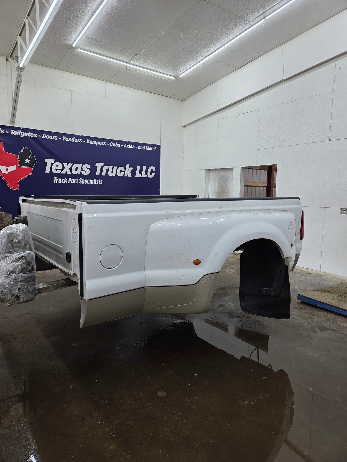 1999-2010 Ford F350 F450 F550 Super Duty 8' Dually Long Truck Bed