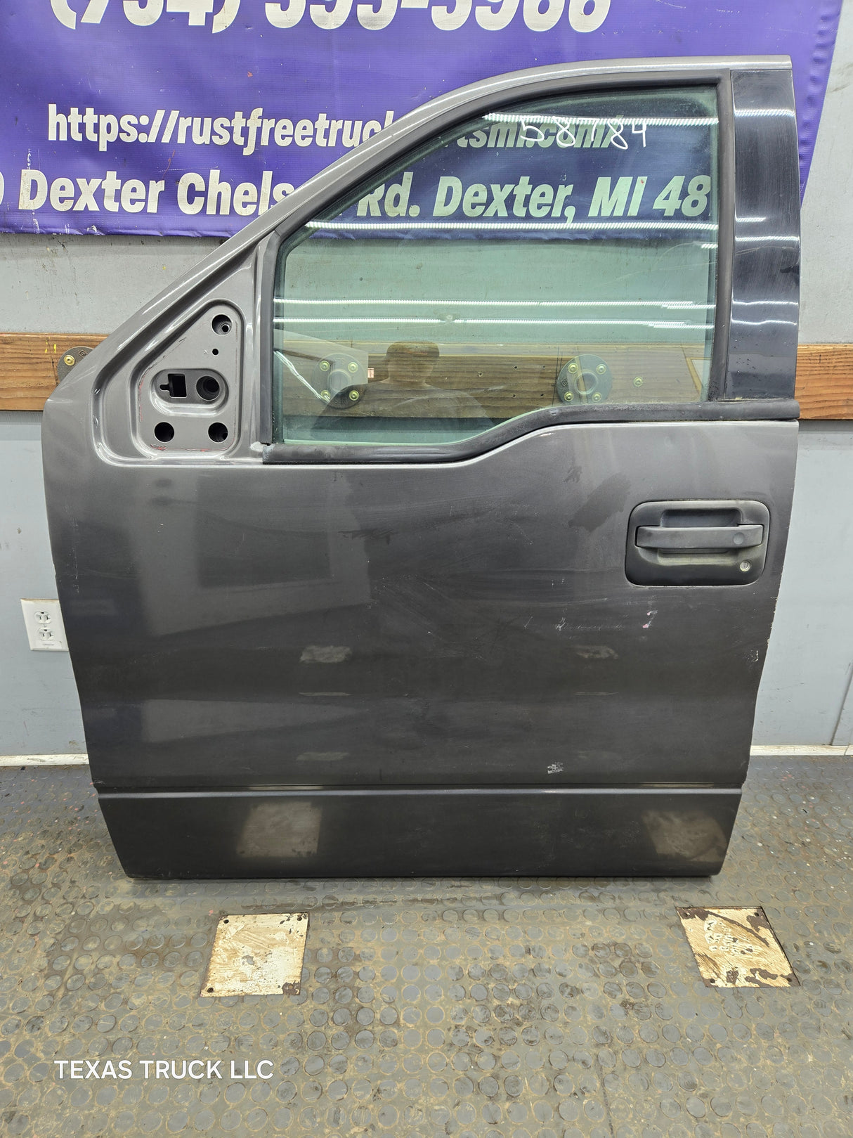 2004-2008 Ford F150 Driver Side CREW Cab Front Door Left Hand
