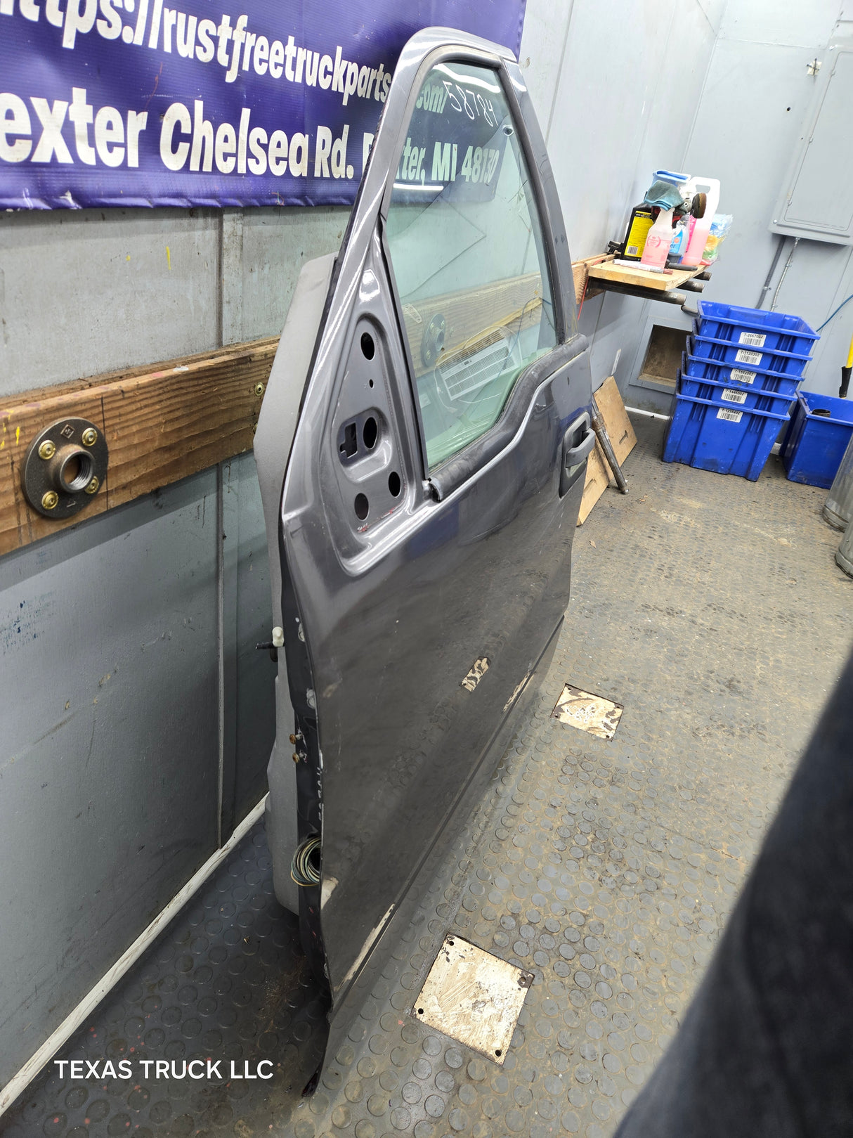 2004-2008 Ford F150 Driver Side CREW Cab Front Door Left Hand