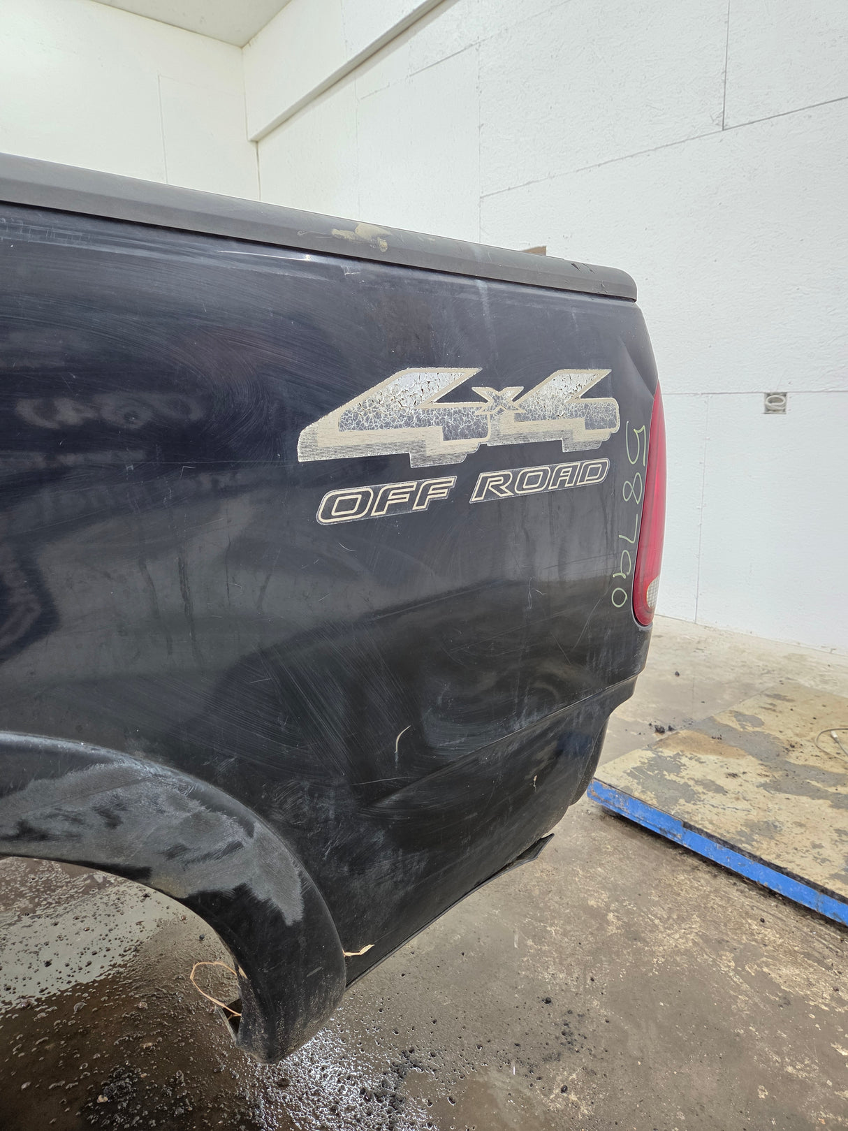 1997-2003 Ford F150 6' 6" Short Truck Bed