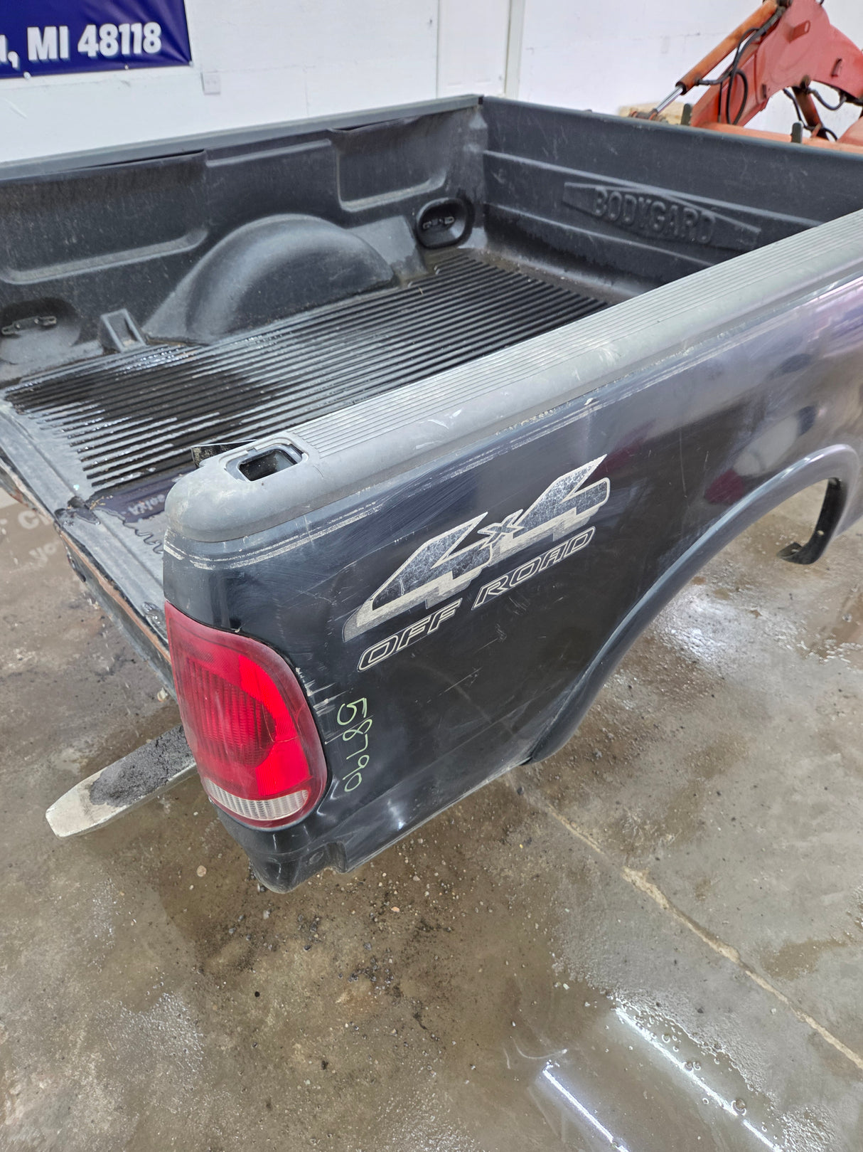 1997-2003 Ford F150 6' 6" Short Truck Bed