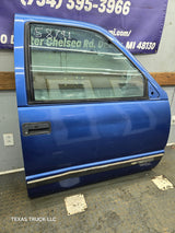 1988-2000 Chevrolet Silverado Suburban GMC Sierra RH Front Passenger Door 1500 2500 3500