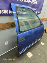 1988-2000 Chevrolet Silverado Suburban GMC Sierra RH Front Passenger Door 1500 2500 3500