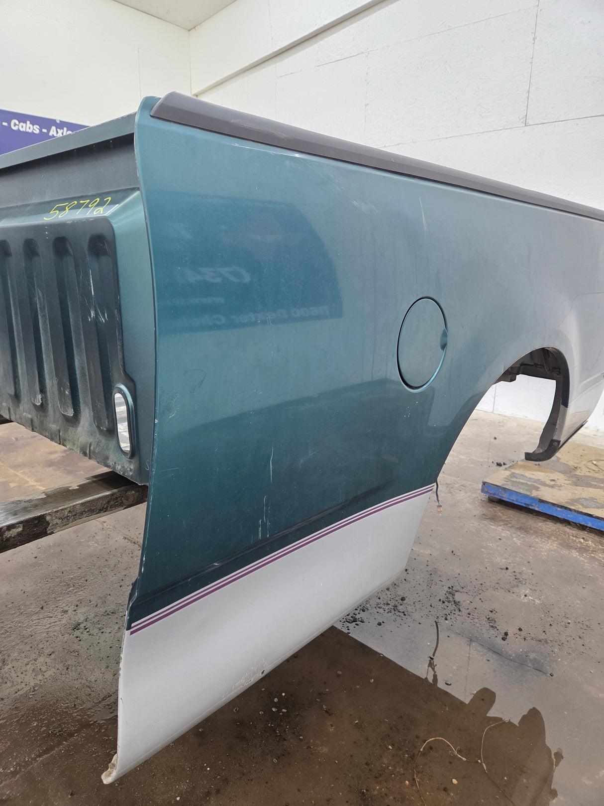 1997-2003 Ford F150 6' 6" Short Truck Bed