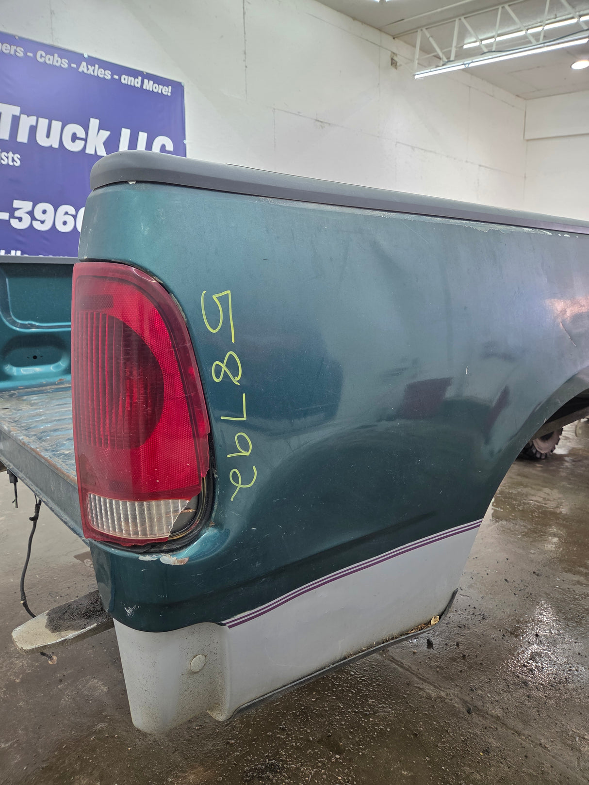 1997-2003 Ford F150 6' 6" Short Truck Bed