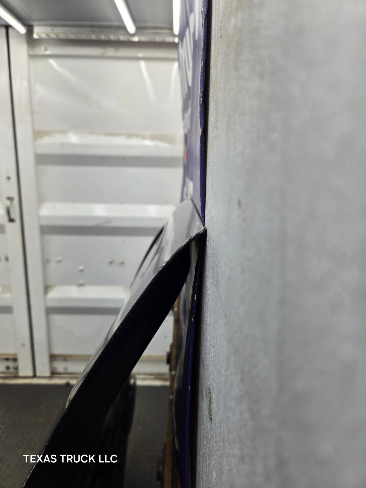 1999-2011 Ford Super Duty LH Driver Side Front Door F250 F350 F450 F550 *Damage