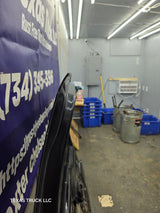 1999-2011 Ford Super Duty LH Driver Side Front Door F250 F350 F450 F550 *Damage