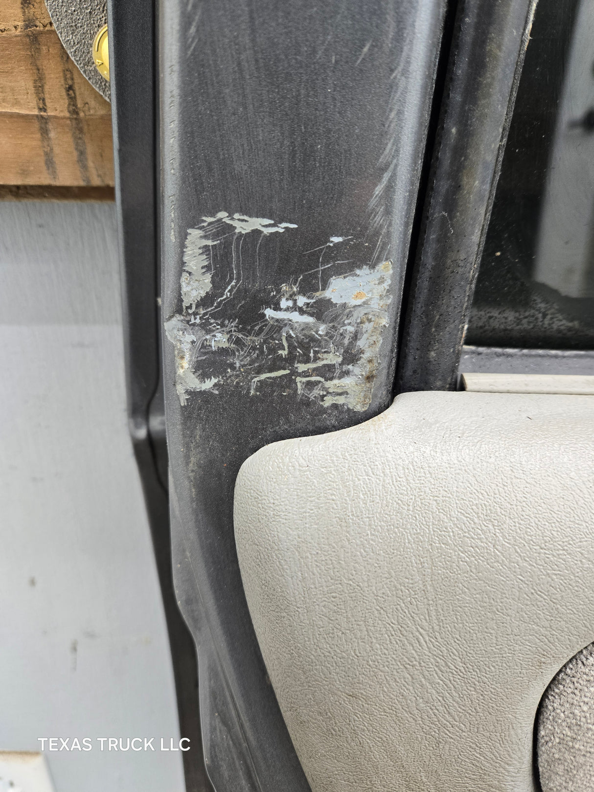 1996-1999 Chevrolet Tahoe / GMC Yukon 1500 2500HD Rear Driver side rear door LH