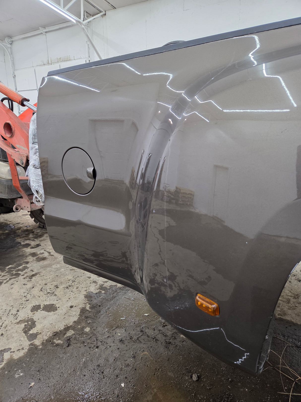 2014-2019 Chevrolet Silverado / GMC Sierra 3500 HD 8' Dually Truck Bed