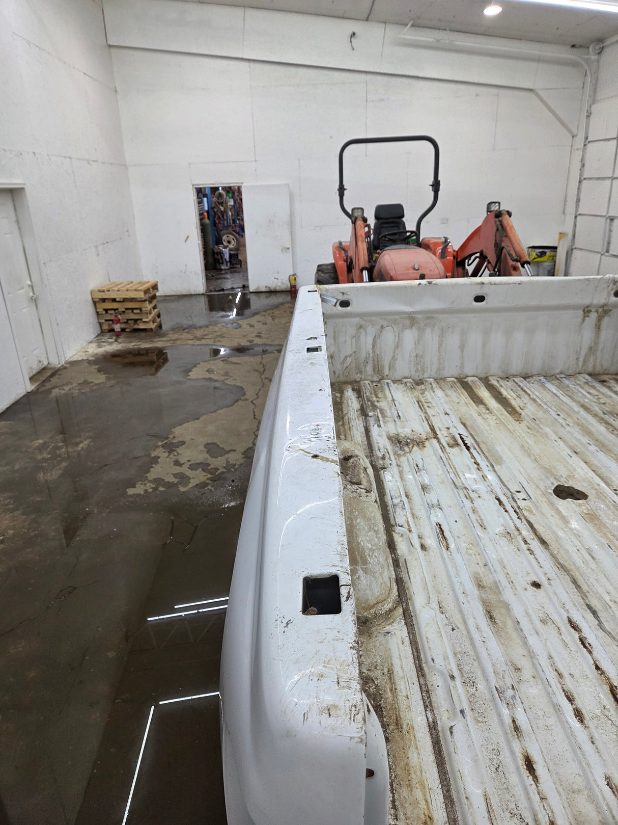 2007-2013 Chevrolet Silverado 1500 2500 3500 HD 8' Long Truck Bed