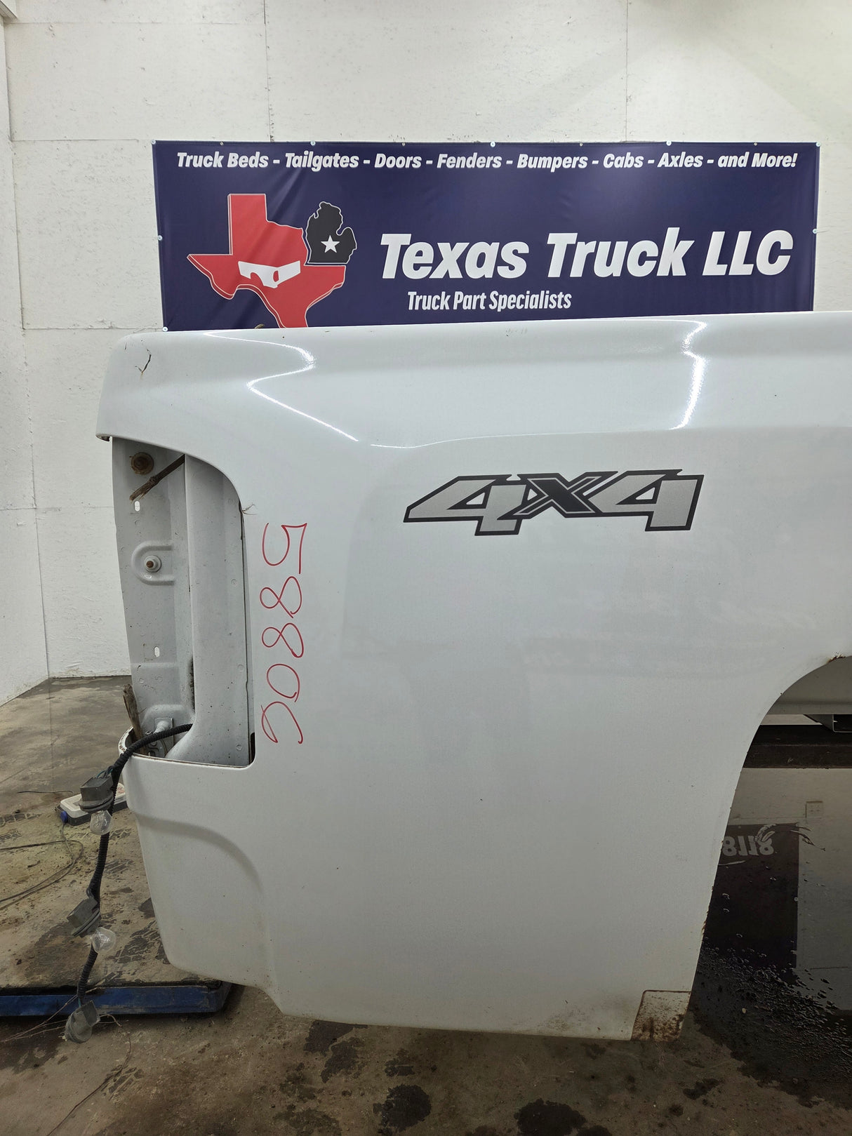 2007-2013 Chevrolet Silverado 1500 2500 3500 HD 8' Long Truck Bed