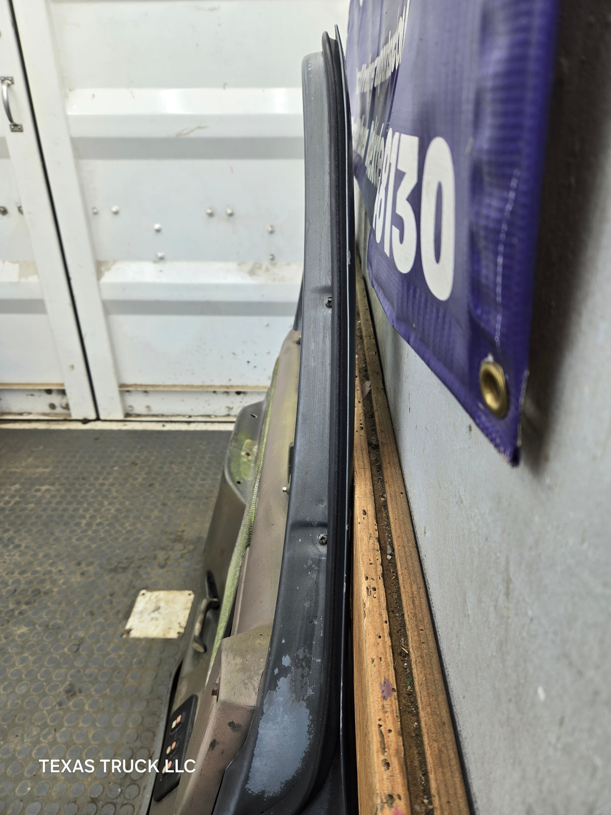 1987-1997 Ford F Series F250 F350 F450 F550 Driver Side Front Door LH