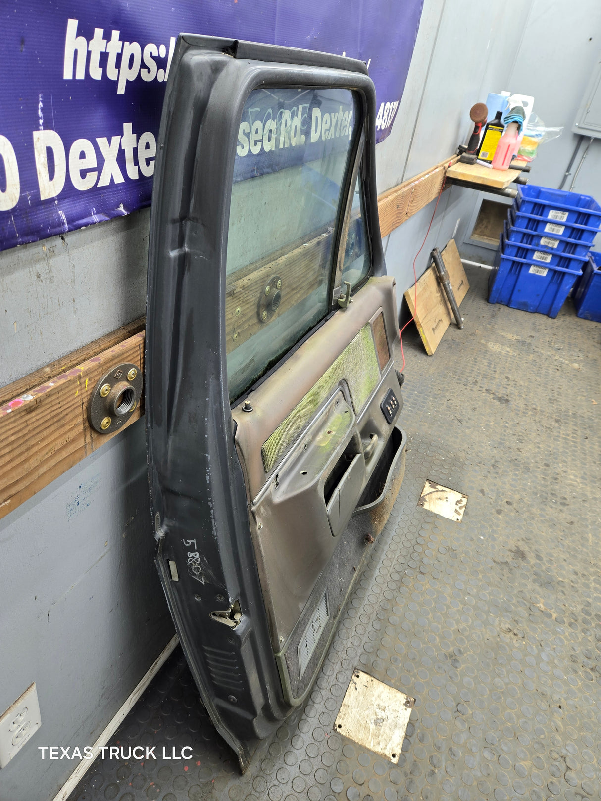 1987-1997 Ford F Series F250 F350 F450 F550 Driver Side Front Door LH