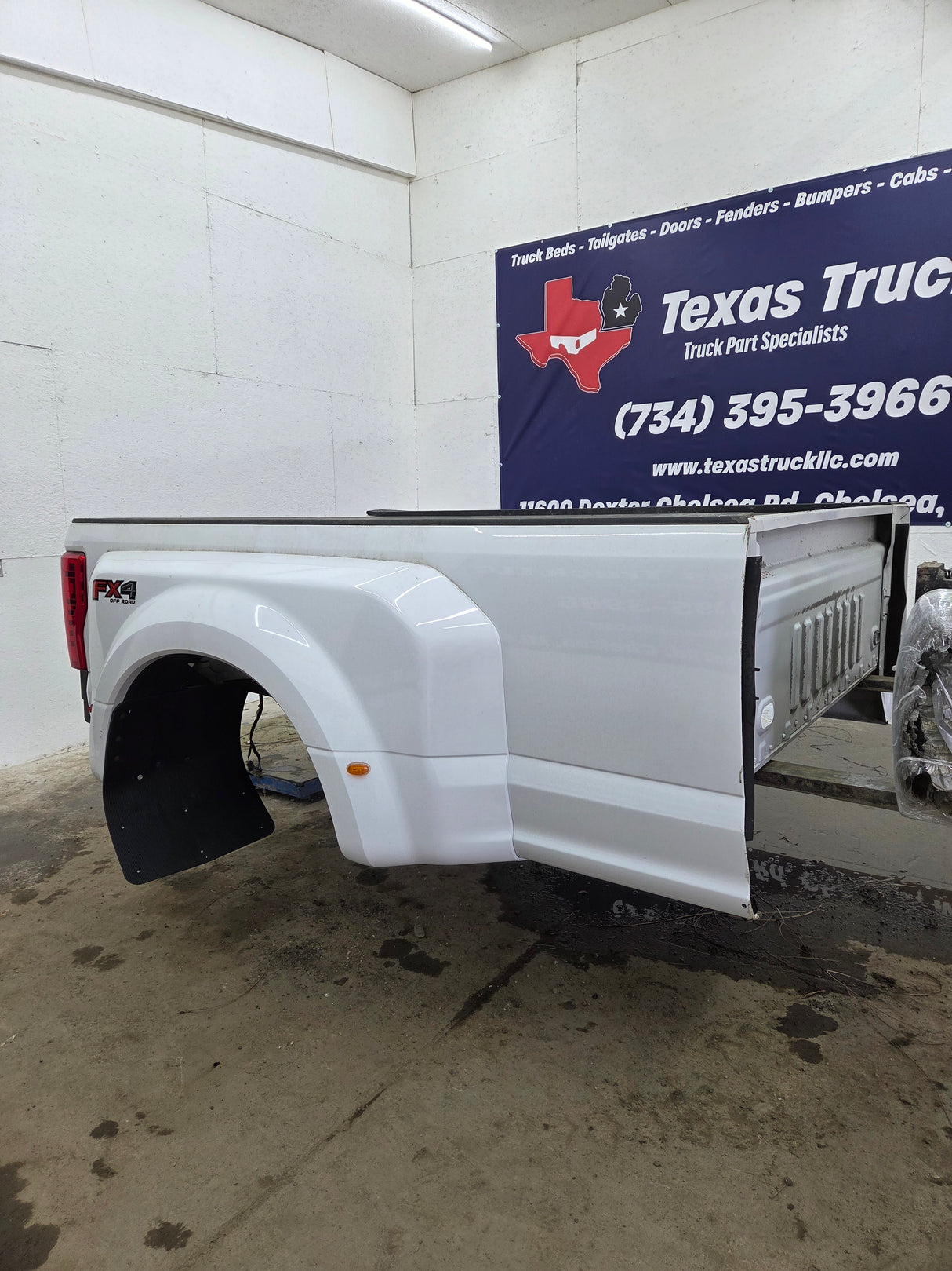 2017-2022 Ford Super Duty F350 F450 F550 8' Dually Bed