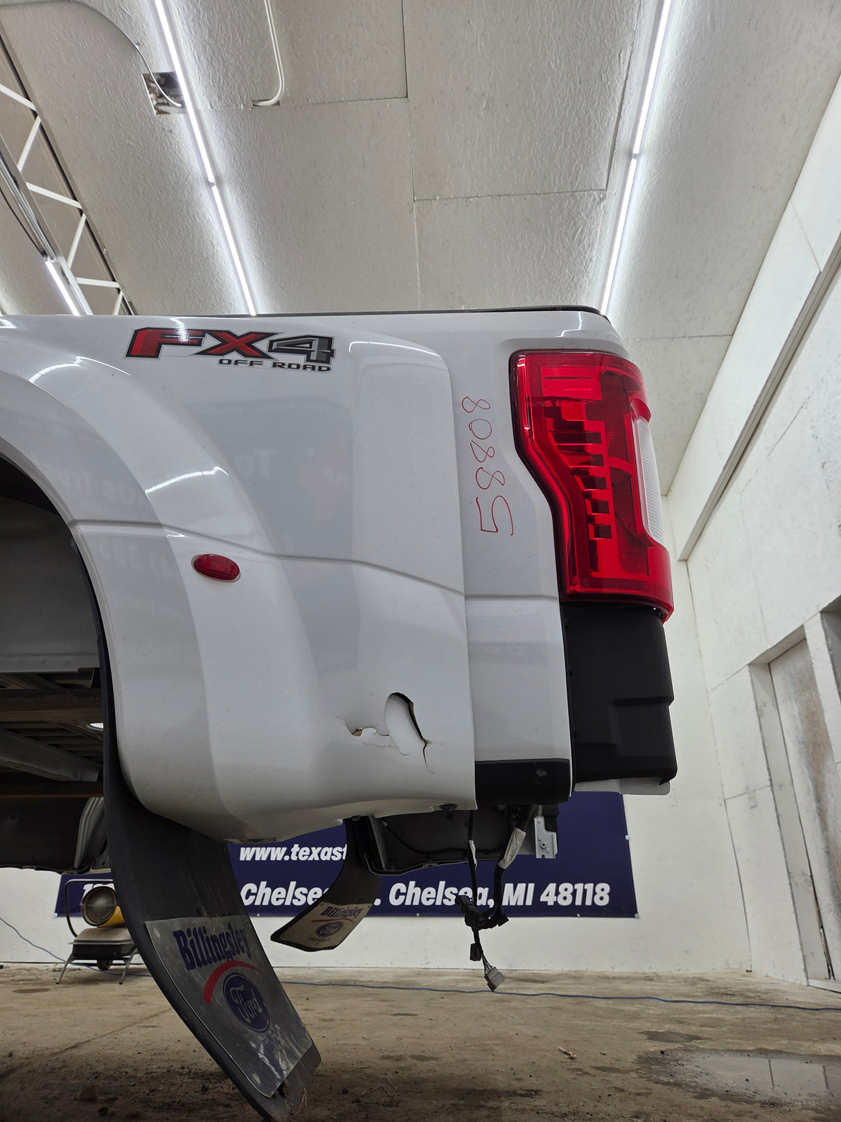 2017-2022 Ford Super Duty F350 F450 F550 8' Dually Bed