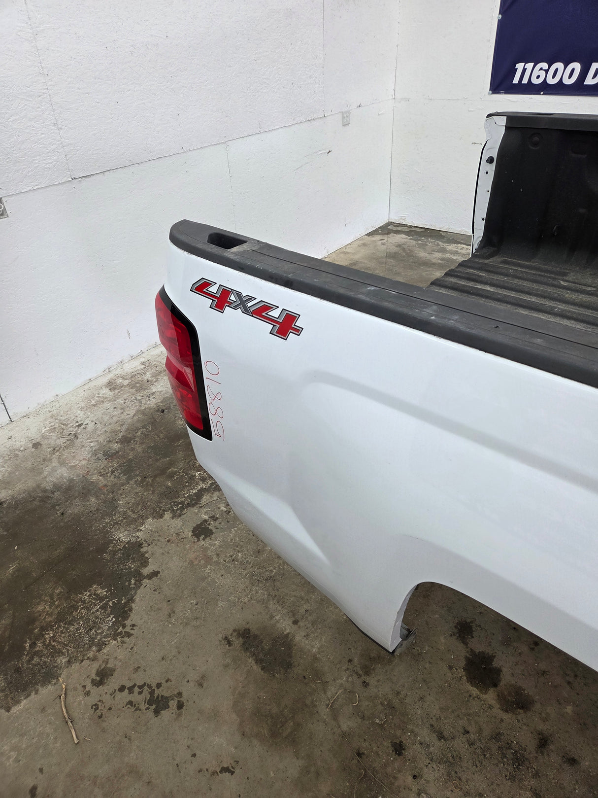 2014-2019 Chevrolet Silverado 1500 2500HD 3500HD 8' Long Truck Bed