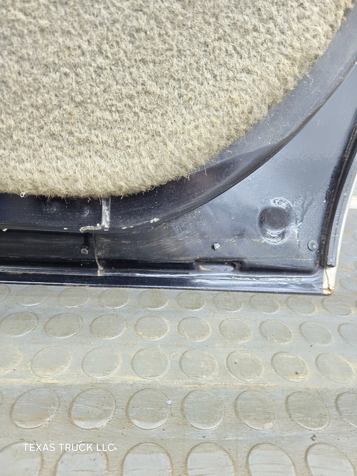 1996-1999 Chevrolet Tahoe / GMC Yukon 1500 2500HD Rear Passenger side rear door RH