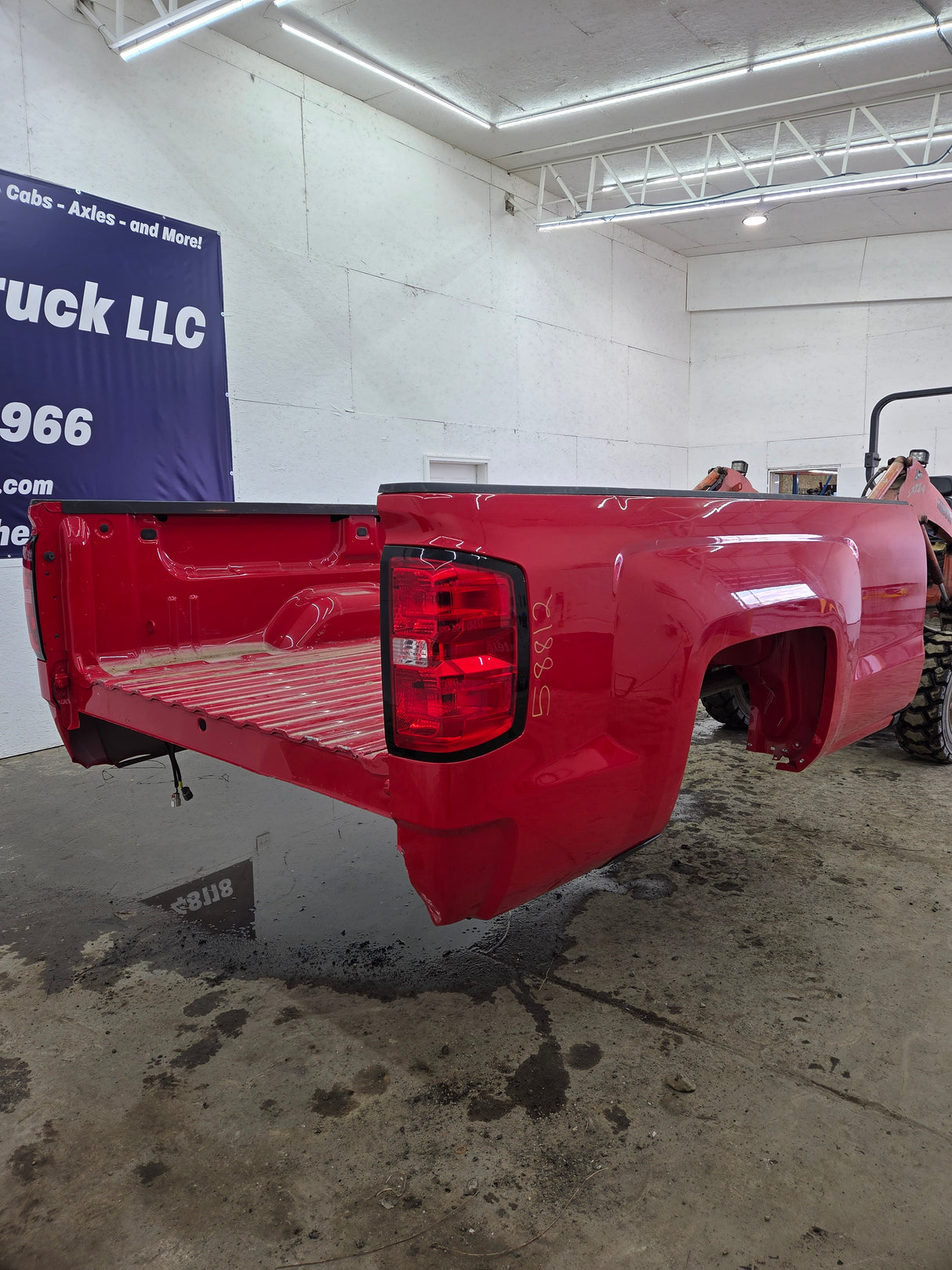 2014-2019 Chevrolet Silverado 1500 2500HD 3500HD 8' Long Truck Bed