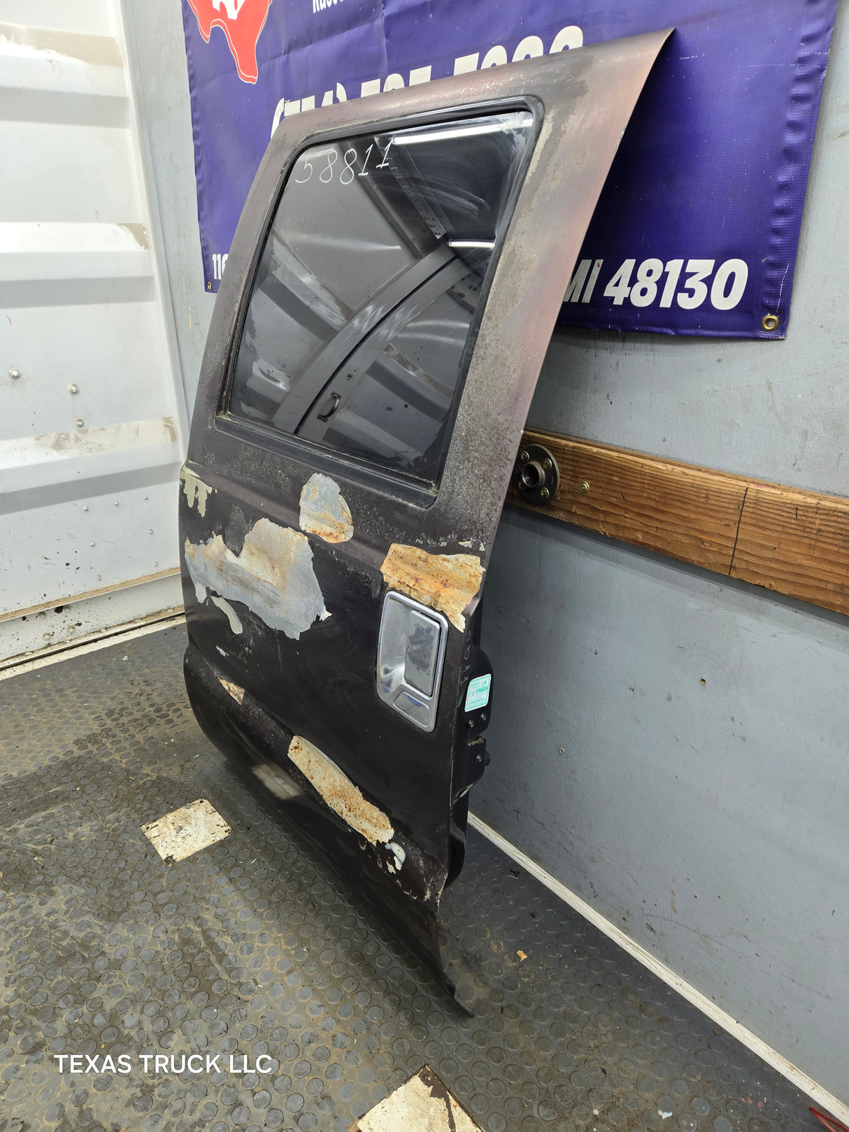 1999-2011 Ford Super Duty LH Driver Side Rear Crew Cab Door F250 F350 F450 F550