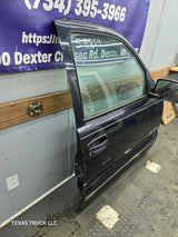 1999-2006 Chevrolet Silverado / GMC Sierra 1500 2500 3500 HD Front Passenger Side Door RH