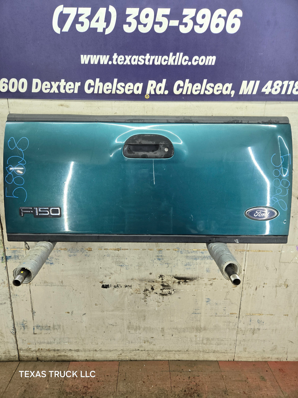 1997-2003 Ford F150 Step Side / Flare Side Tailgate