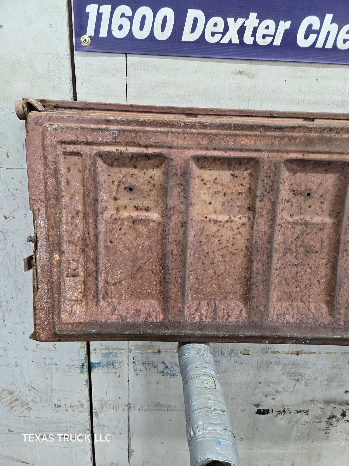 1973-1987 Chevrolet / GMC Square Body Tailgate C10 C15 C20 C25 C35 K10 K15 K20 K25 K35