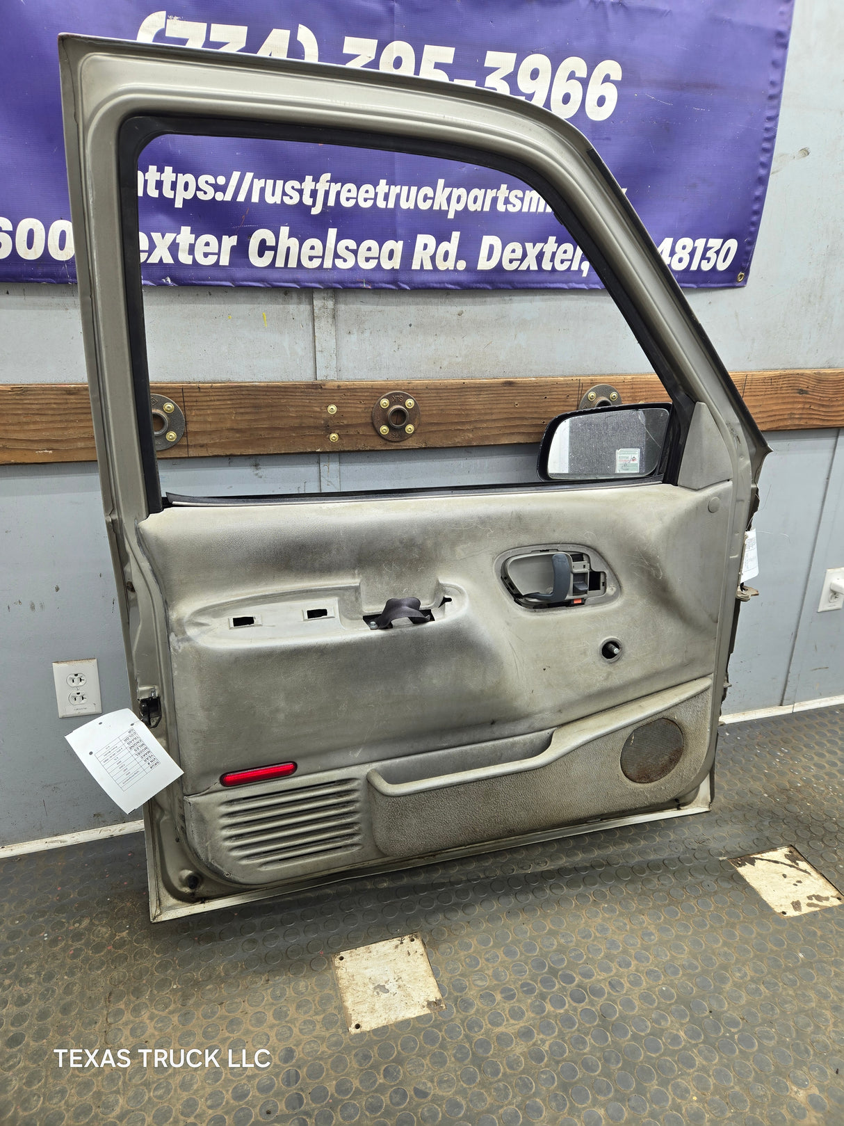 1988-2000 Chevrolet Silverado Suburban GMC Sierra LH Front Driver Side Door - White