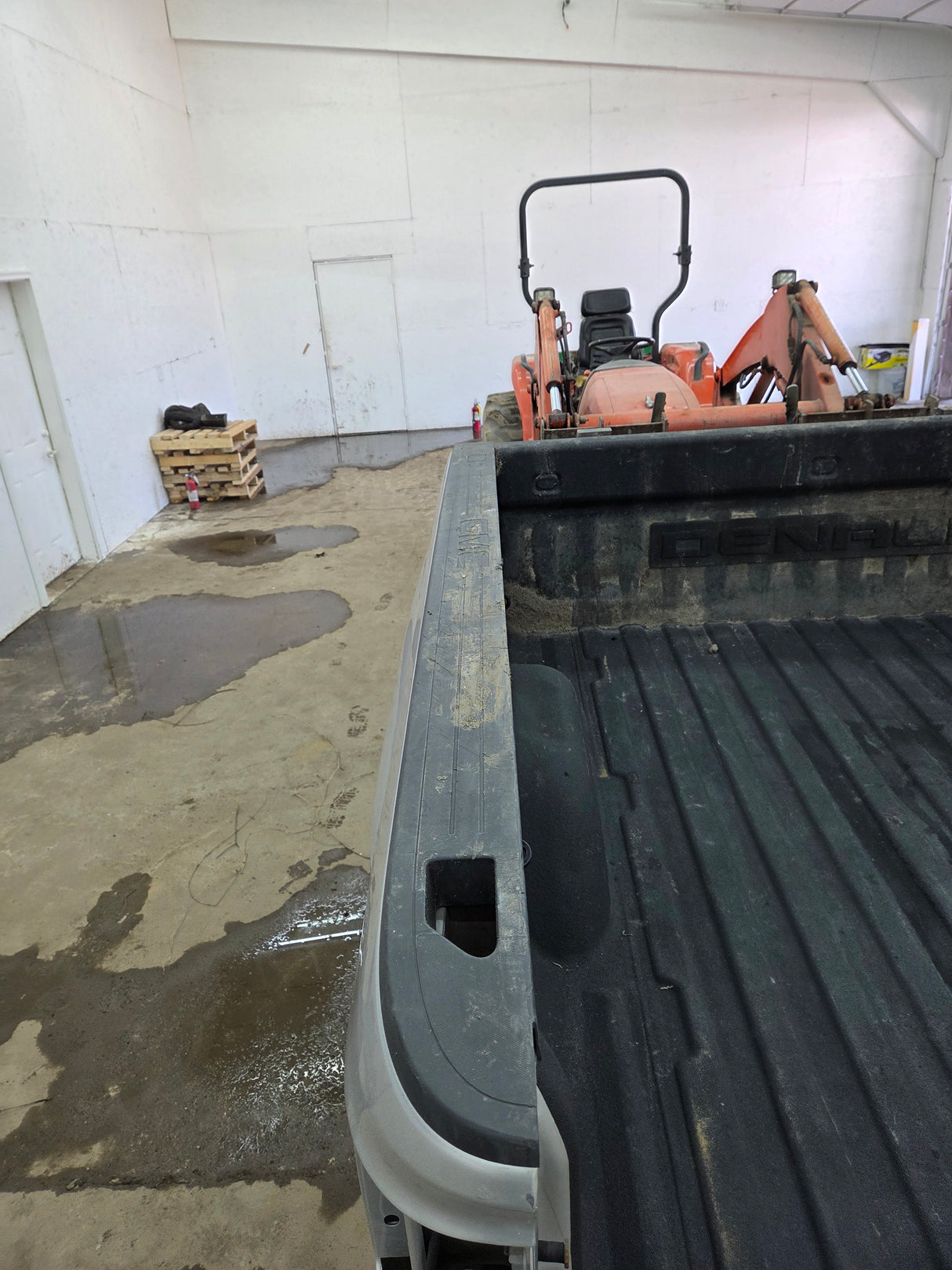 2014-2019 GMC Sierra 1500 5' 8" Short Bed