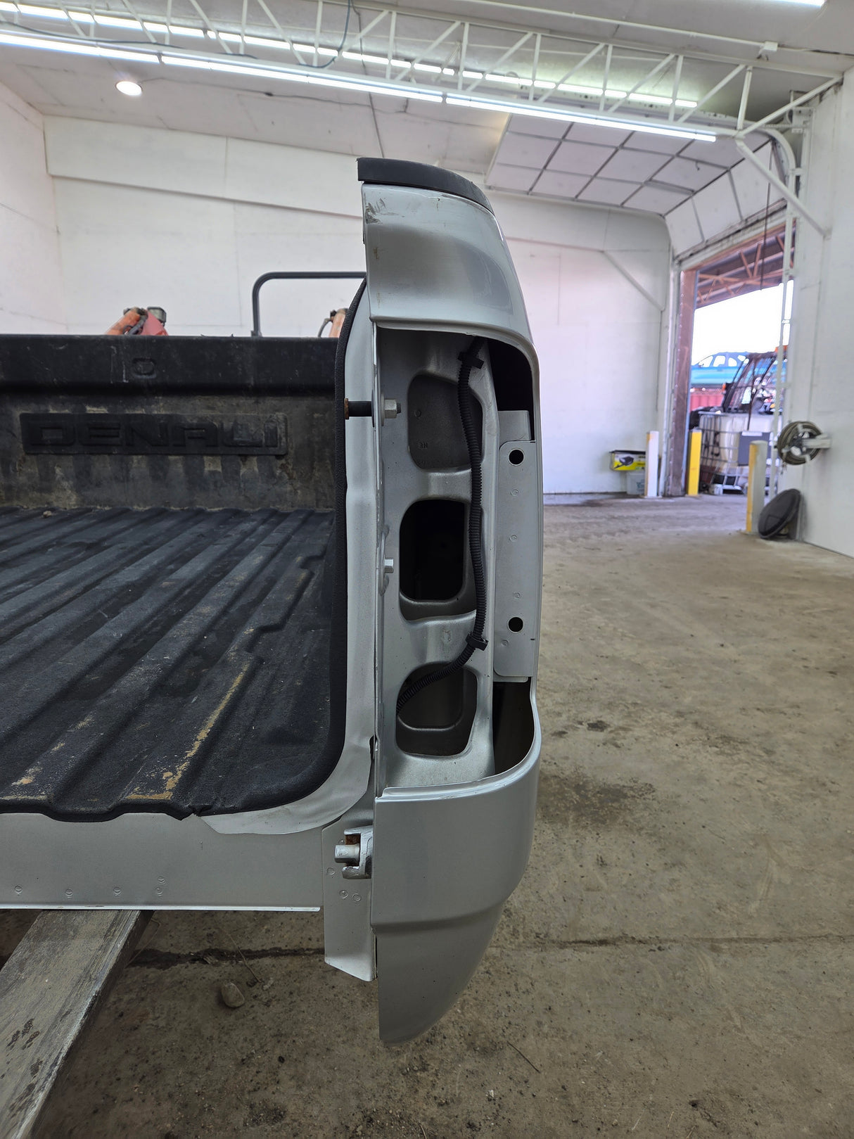 2014-2019 GMC Sierra 1500 5' 8" Short Bed