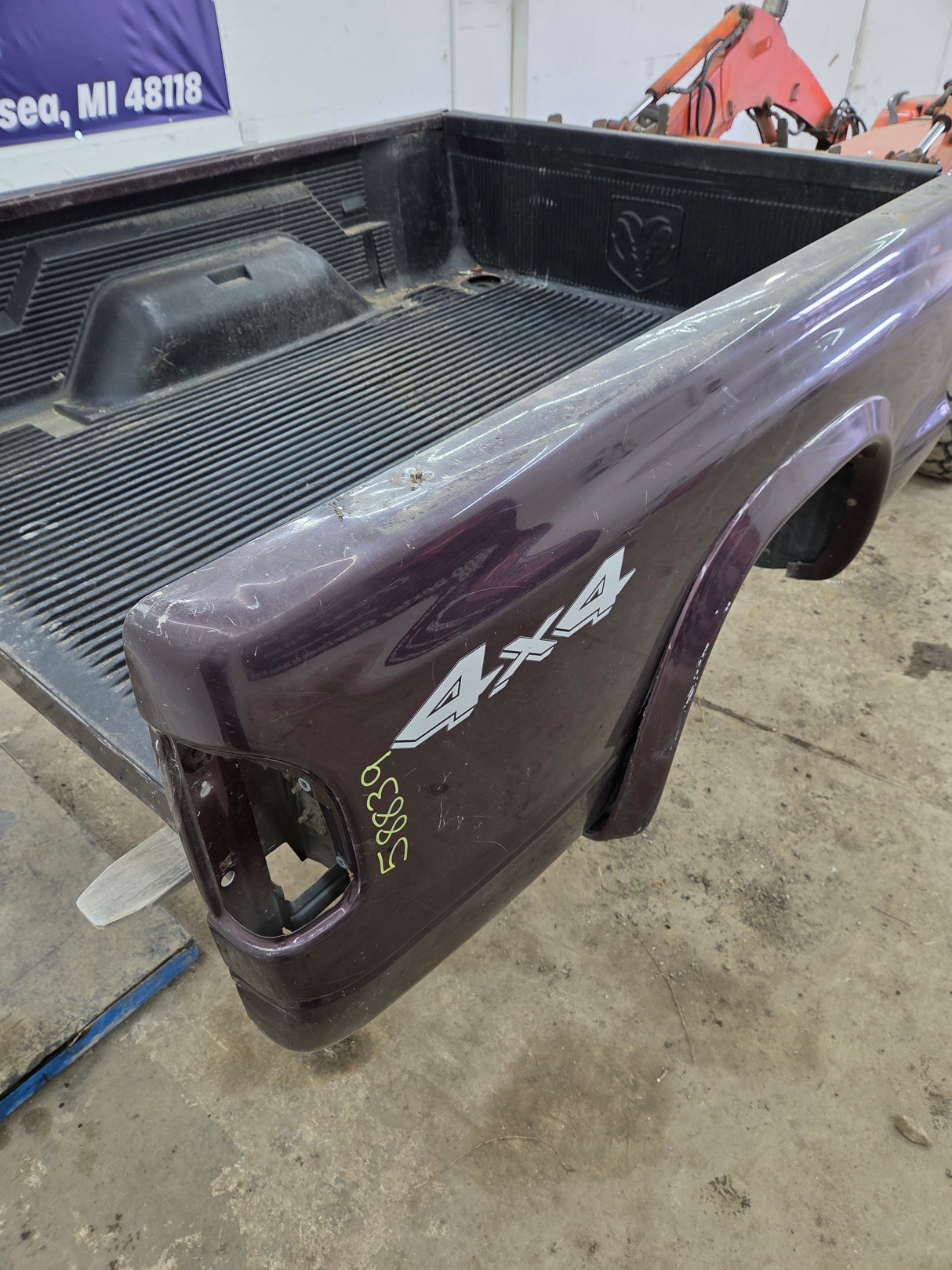 1997-2004 Dodge Dakota 2nd Gen Long Bed