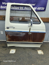 1980-1986 Ford F Series F250 F350 F450 F550 Passenger Side Front Door RH