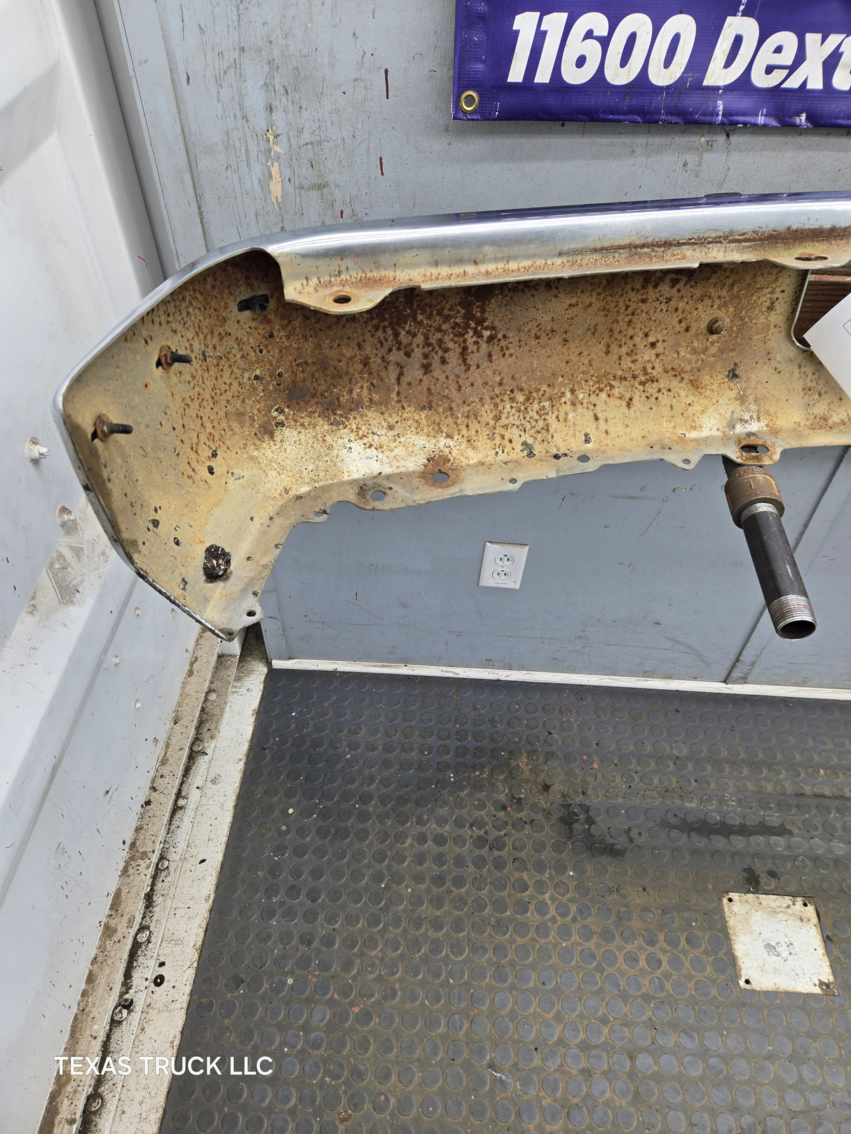 1988-1998 Chevrolet / GMC 1500 2500 3500 4500 Front Bumper