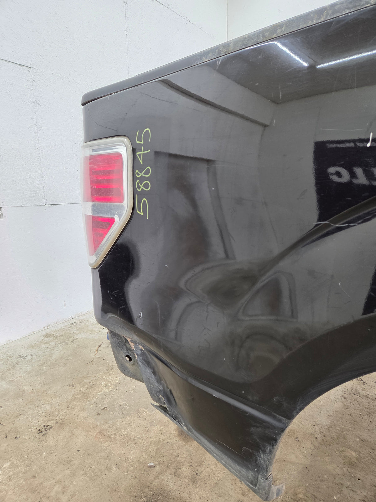 2009-2014 Ford F150 5' 6" Short Truck Bed
