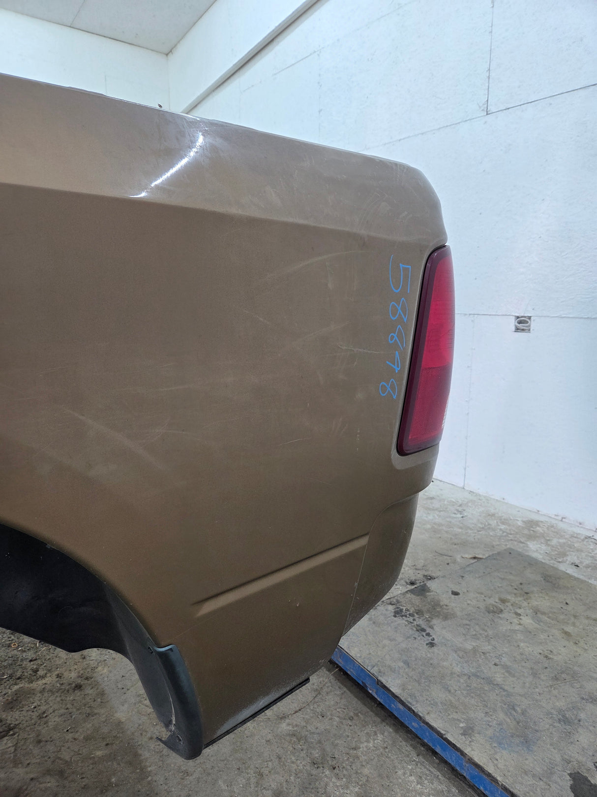 2009-2018 Dodge Ram 4th Gen 1500 2500 3500 6' 4" Short Truck Bed