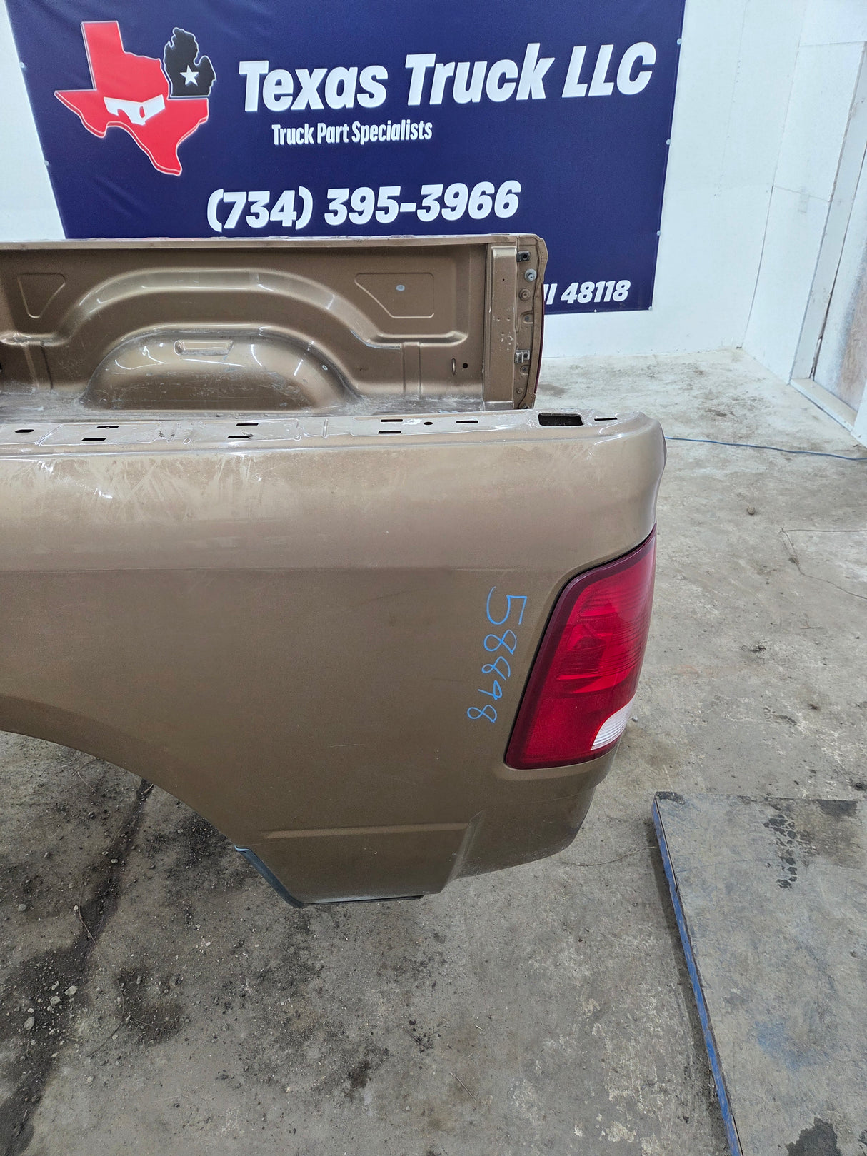 2009-2018 Dodge Ram 4th Gen 1500 2500 3500 6' 4" Short Truck Bed