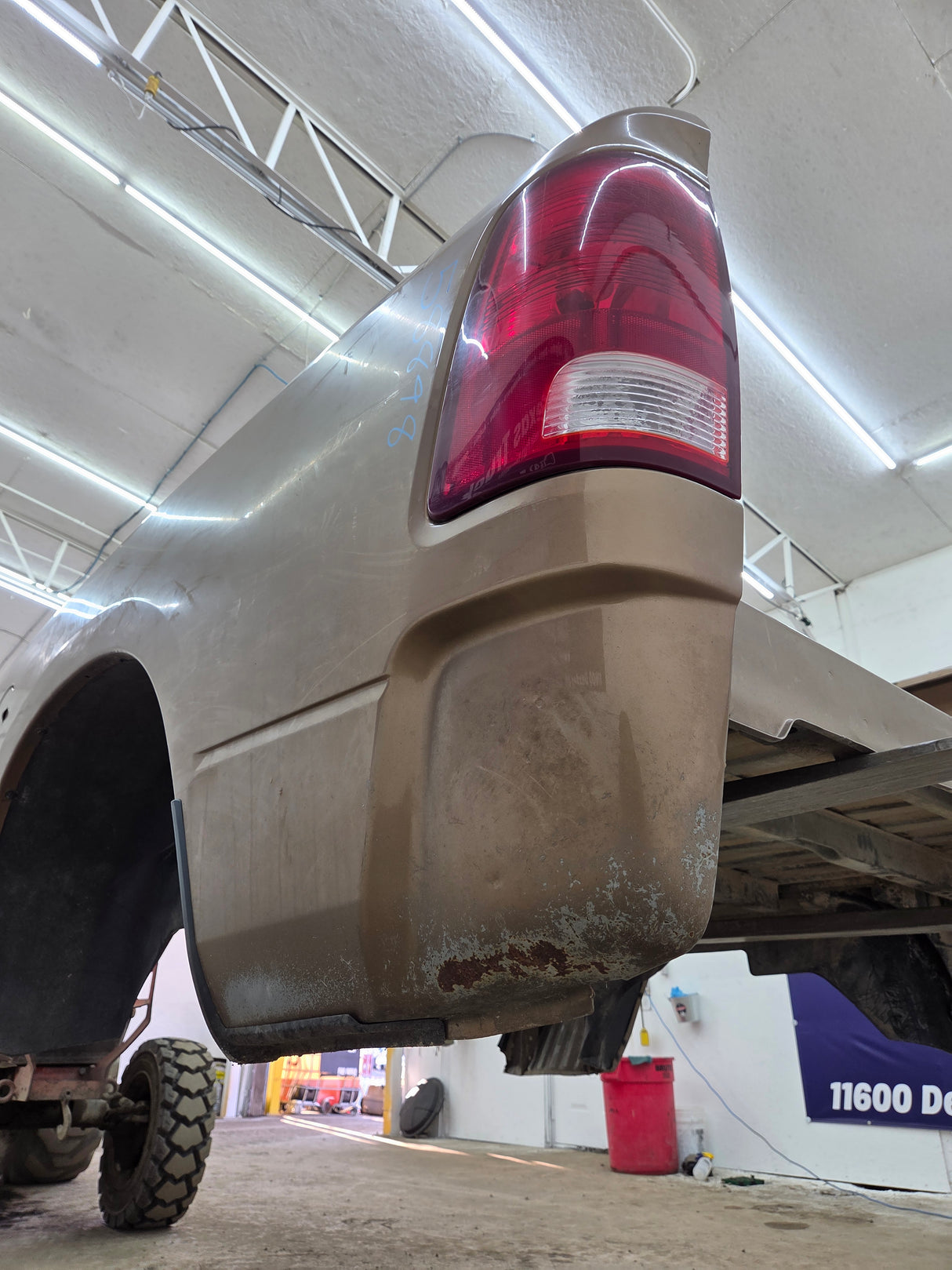 2009-2018 Dodge Ram 4th Gen 1500 2500 3500 6' 4" Short Truck Bed