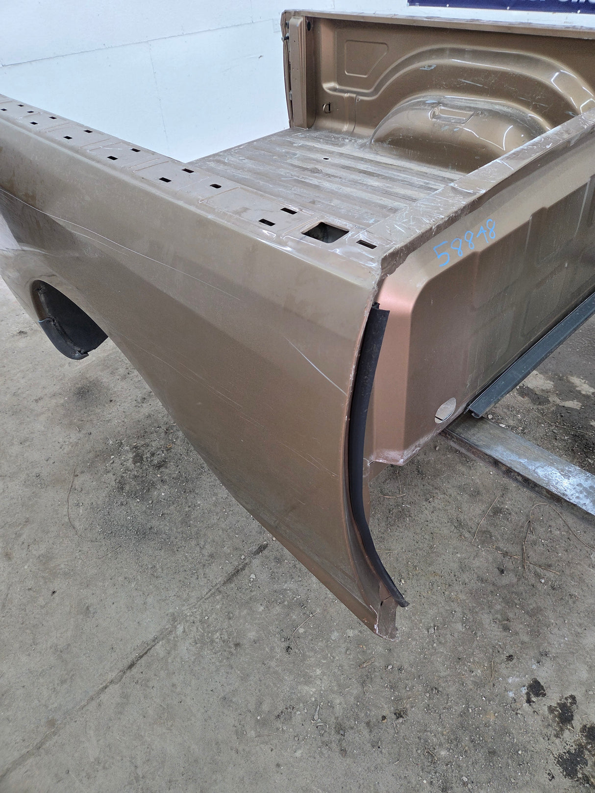 2009-2018 Dodge Ram 4th Gen 1500 2500 3500 6' 4" Short Truck Bed