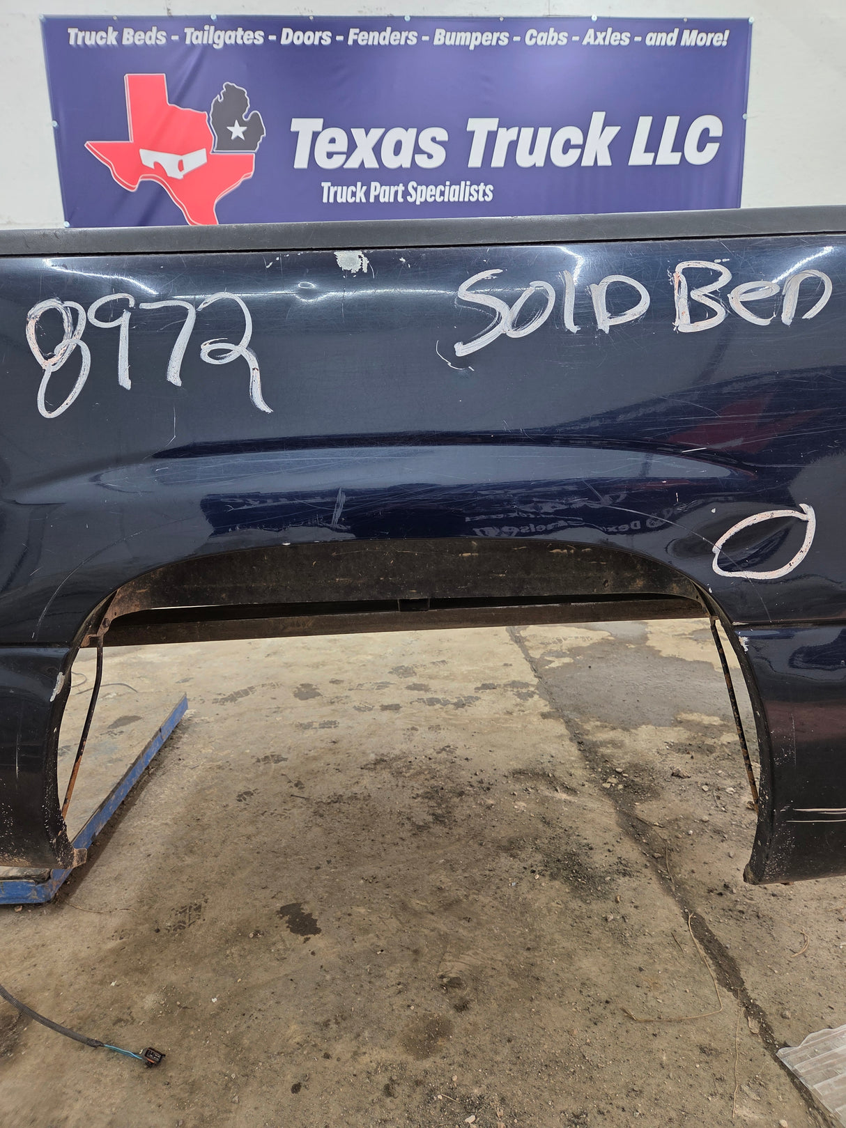 1999-2007 Chevrolet Silverado / GMC Sierra 1500 5' 8" Short Truck Bed