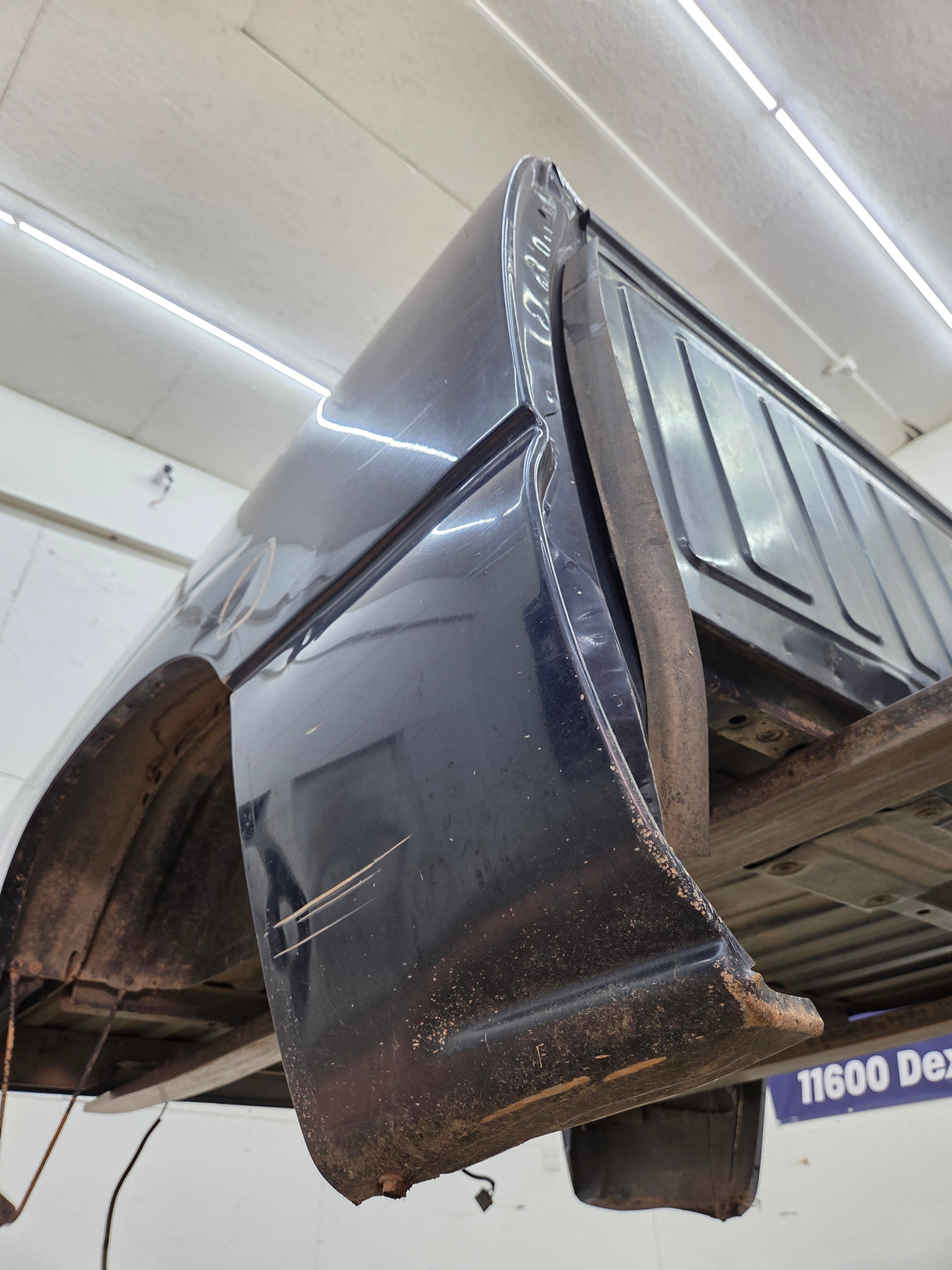 1999-2007 Chevrolet Silverado / GMC Sierra 1500 5' 8" Short Truck Bed